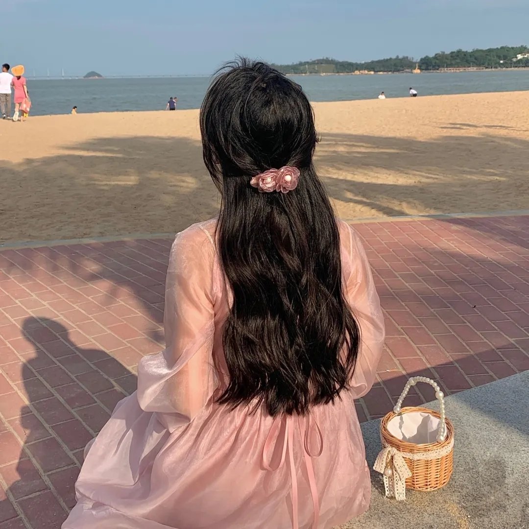 这女孩